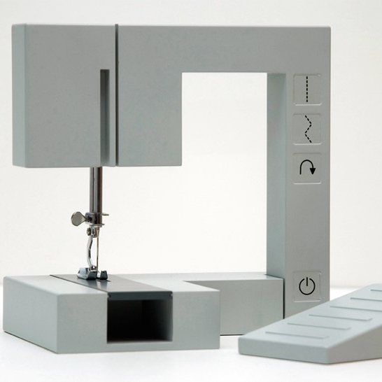 richard-burrow-foldable-sewing-machine-1