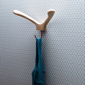 Home-Accessories-Clothes-Hangers-APP-460x690