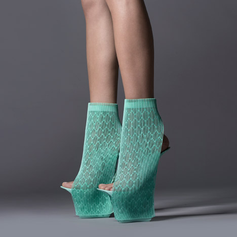 Ilabo_Ross-Lovegrove_United-Nude-shoes_Milan-2015_dezeen_468_3