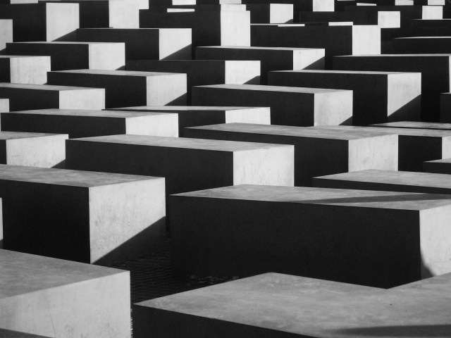 Holocaust_monument_Berlijn