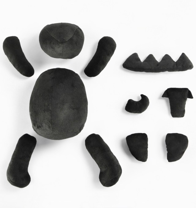 H1278W_Animal_Set_Black_2048x2048