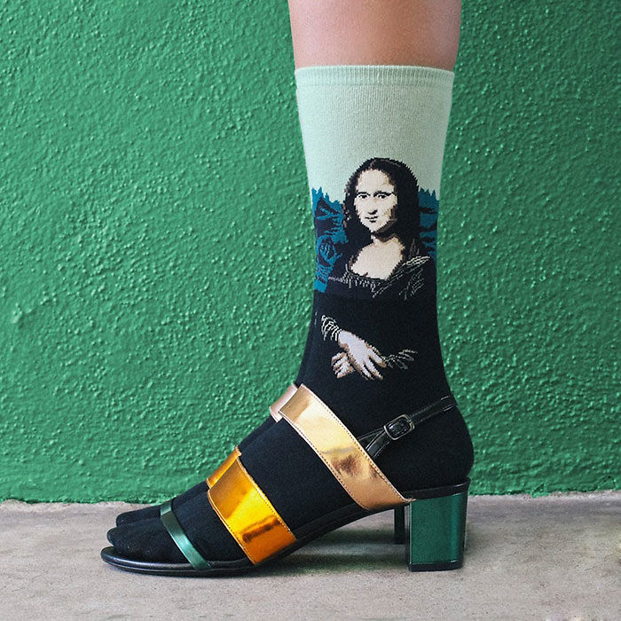 art-socks-gift-ideas-2-5829c7ac159d6__700