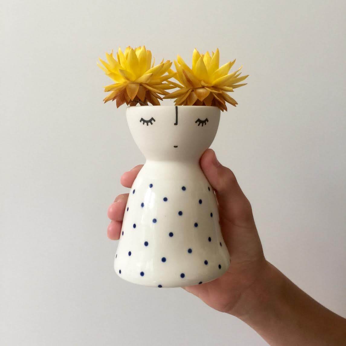 Vanessa-Bean-Shop-Ceramic-face-vase-on-The-Life-Creative