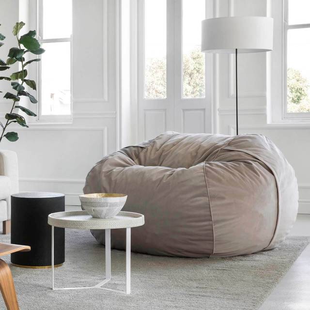 VSLCBVE02_03_vetsak_beanbag_sitzsack_large_velvet_lightgrey.jpg